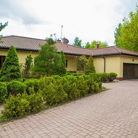 Willa Cze Chill House - Dom Na Kaszubach Czeczewo